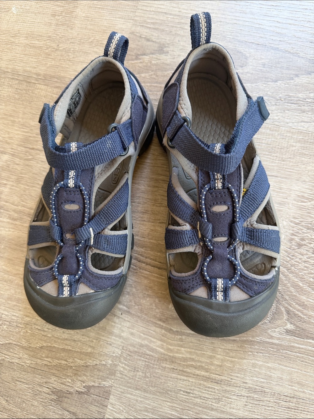 Keen size 1 kids sandals